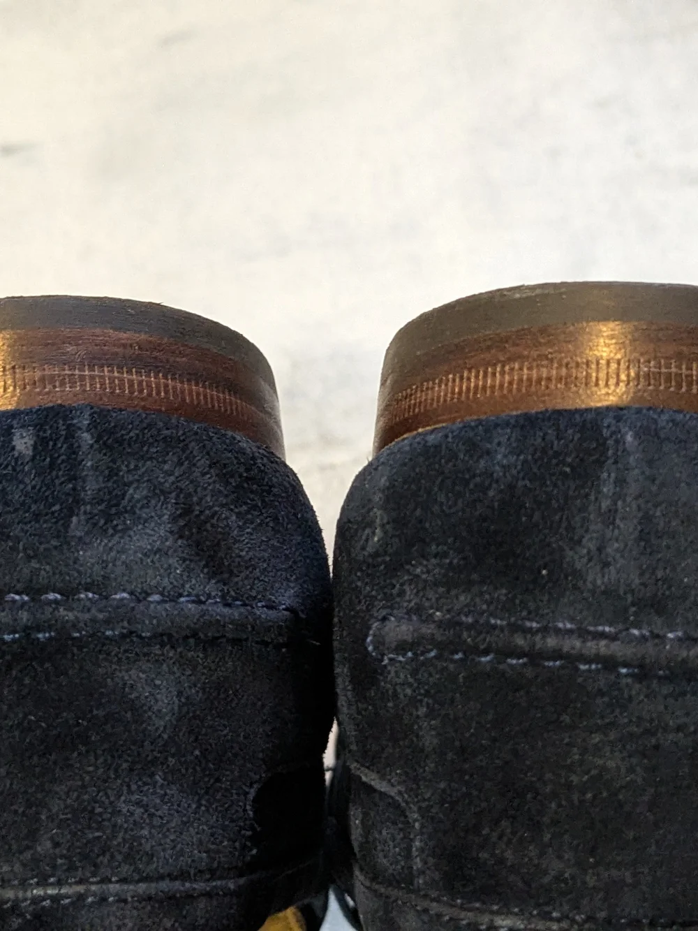 Gucci Men’s Navy Suede Horsebit Loafers US 9